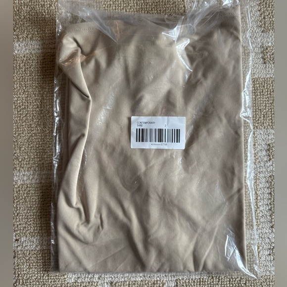 NWT Chico’s Microfiber Contemporary Tank Top Sand | Size 2 (US Large/12) - Picture 6 of 8